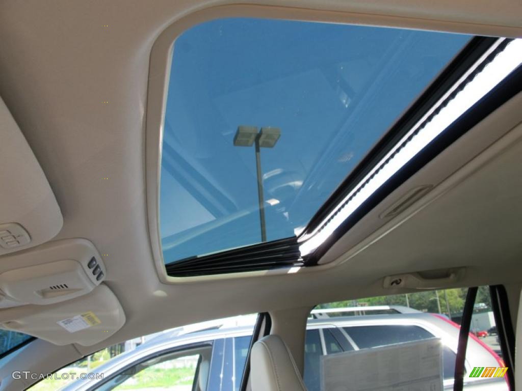 2010 XC90 V8 AWD - White Pearl Metallic / Soft Beige photo #10