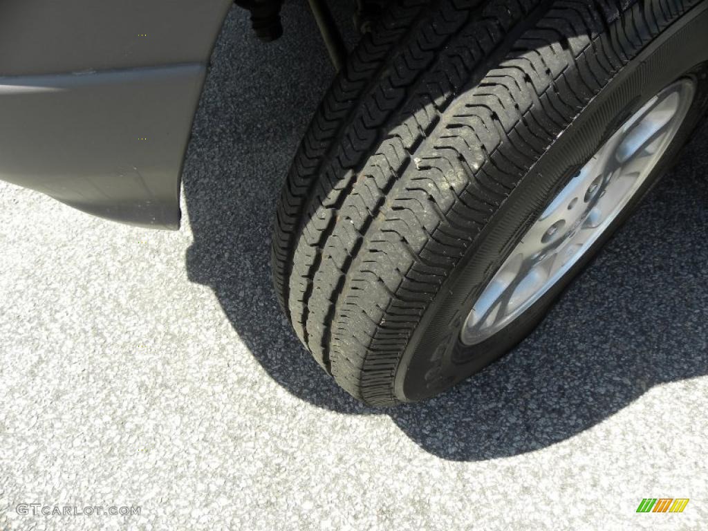 2002 Grand Cherokee Sport - Silverstone Metallic / Dark Slate Gray photo #16