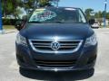 Atlantis Blue Metallic - Routan SE Photo No. 8