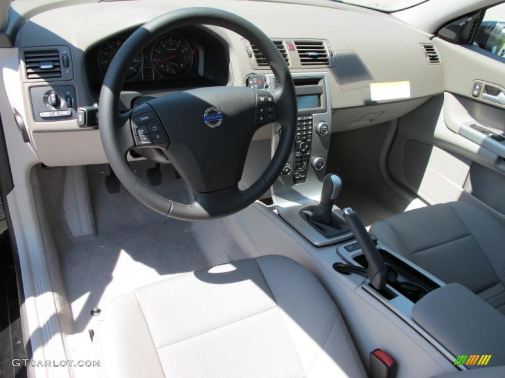 2010 C30 T5 - Black Stone / Quartz photo #6