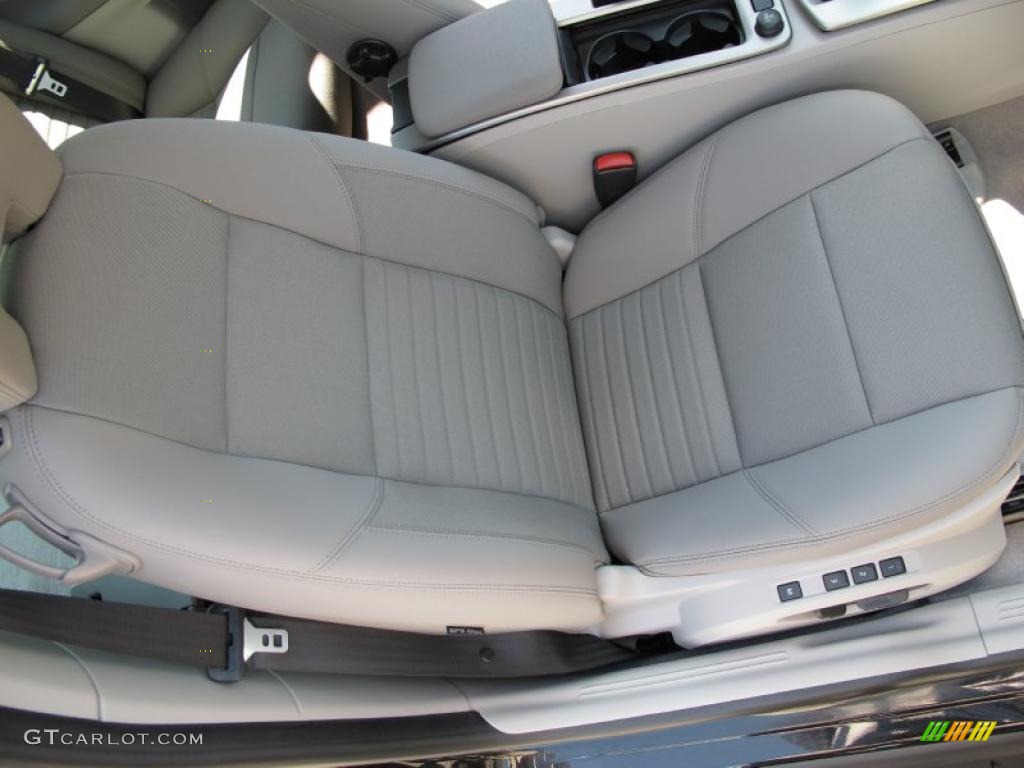 2010 C30 T5 - Black Stone / Quartz photo #14