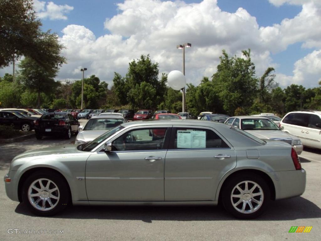 2005 300 C HEMI - Satin Jade Pearl / Dark Slate Gray/Medium Slate Gray photo #2