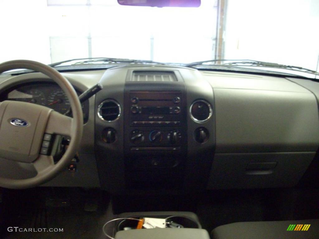 2004 F150 XLT SuperCab 4x4 - True Blue Metallic / Black/Medium Flint photo #11