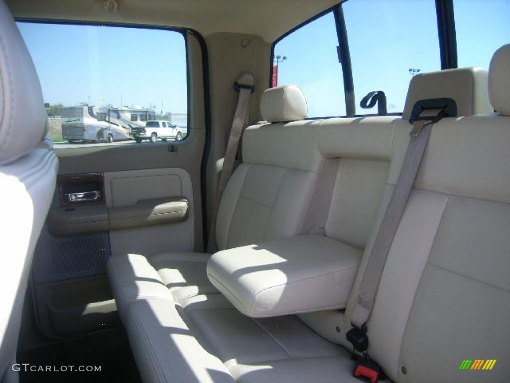 2004 F150 Lariat SuperCrew 4x4 - Oxford White / Tan photo #20