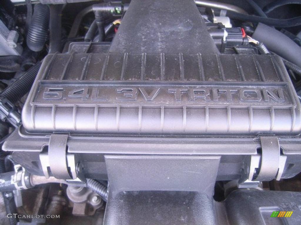 2004 F150 Lariat SuperCrew 4x4 - Oxford White / Tan photo #27