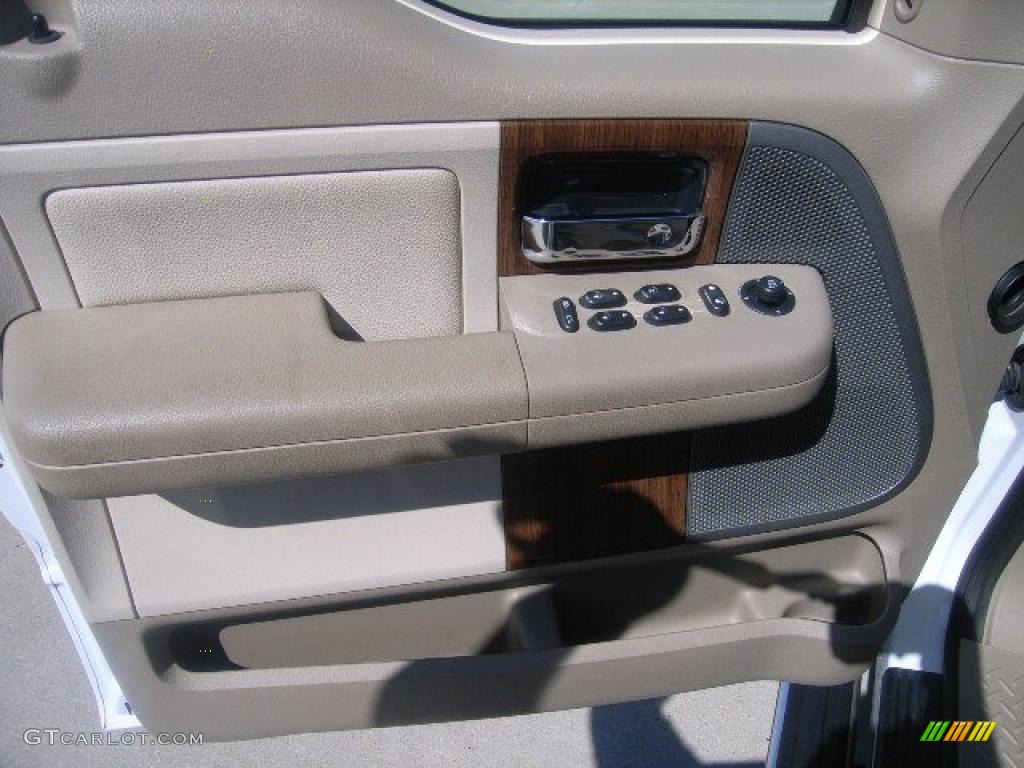 2004 F150 Lariat SuperCrew 4x4 - Oxford White / Tan photo #29