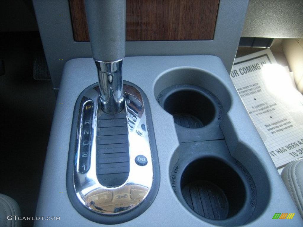 2004 F150 Lariat SuperCrew 4x4 - Oxford White / Tan photo #41