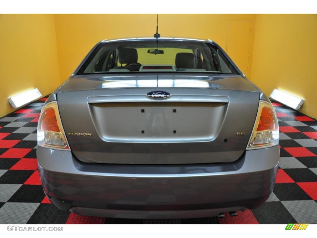 2007 Fusion SE - Tungsten Grey Metallic / Light Stone photo #5