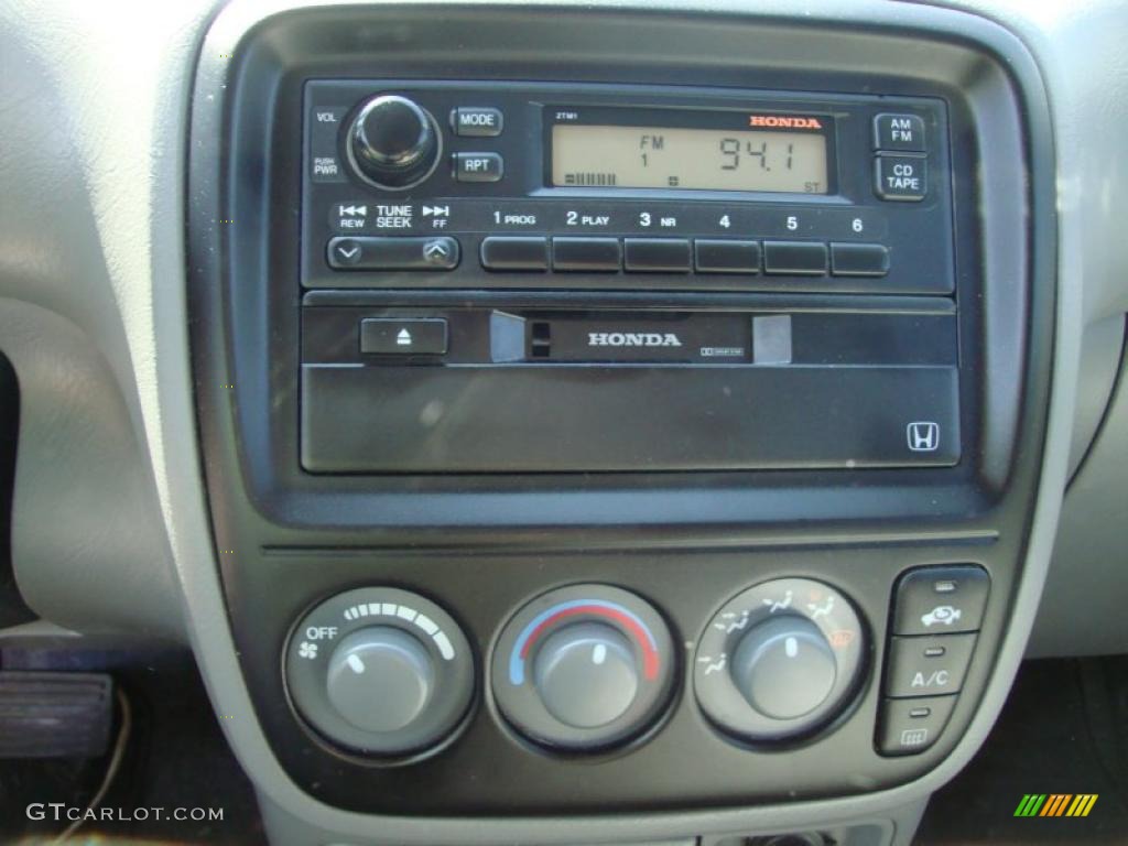 1998 CR-V LX 4WD - Sebring Silver Metallic / Charcoal photo #33