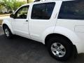 2007 Avalanche White Nissan Pathfinder S  photo #6