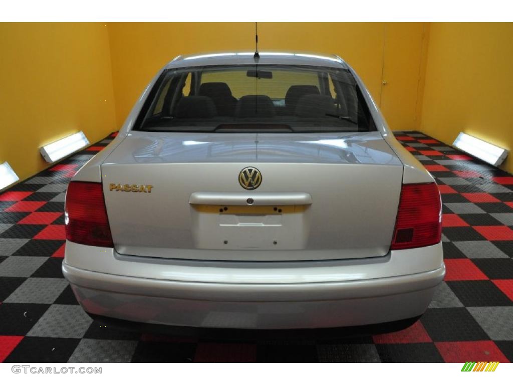 2000 Passat GLS 1.8T Sedan - Satin Silver Metallic / Black photo #5