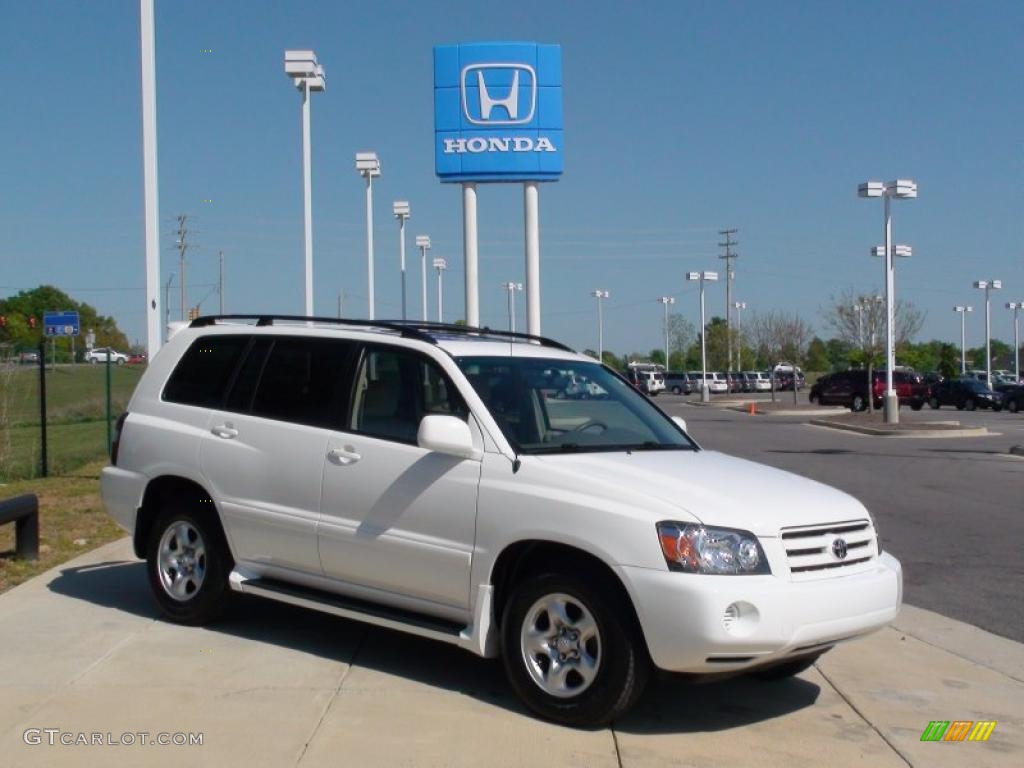 2004 Highlander I4 - Super White / Ivory photo #2