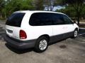 1996 White Dodge Grand Caravan LE  photo #3