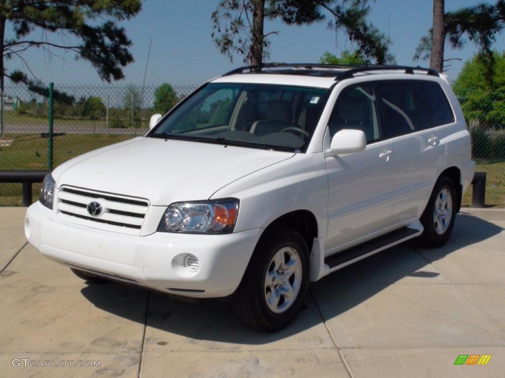 2004 Highlander I4 - Super White / Ivory photo #15