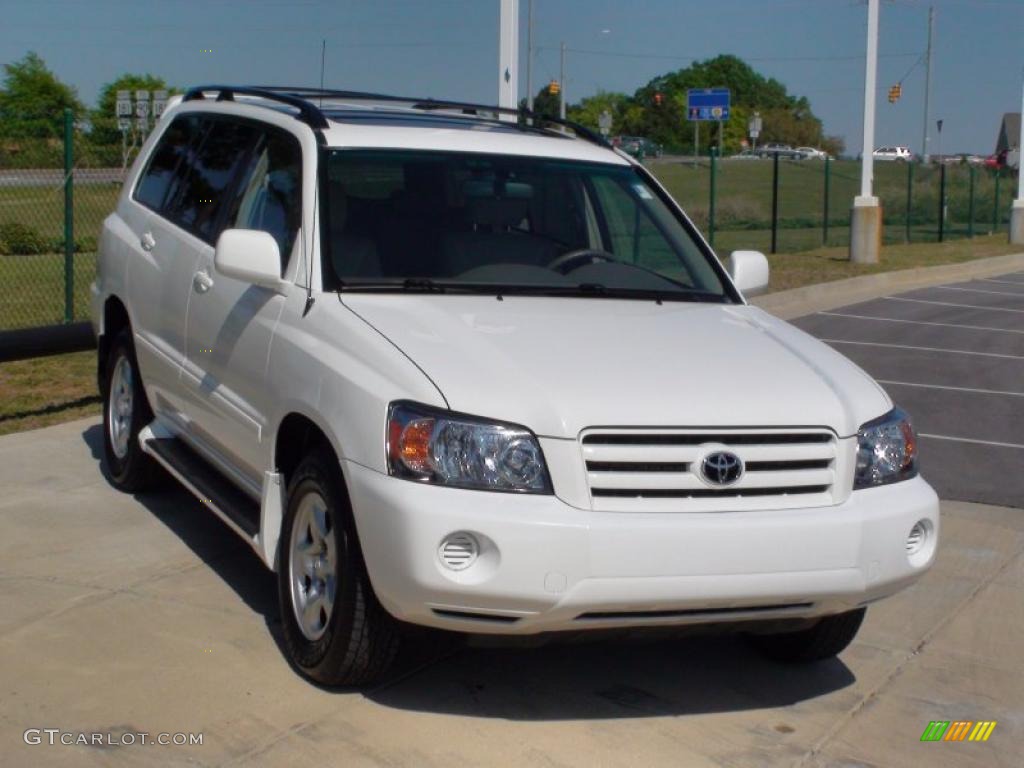 2004 Highlander I4 - Super White / Ivory photo #17
