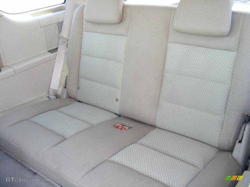 2005 Ford Freestyle SEL Rear Seat Photo #28426002