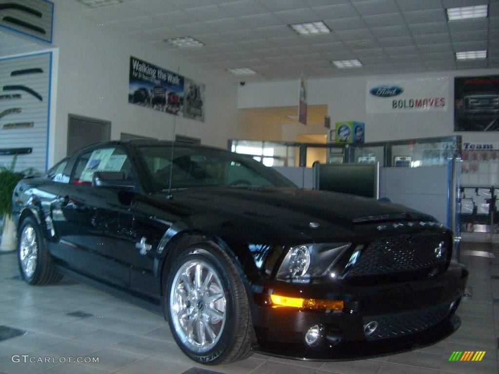 Black Ford Mustang