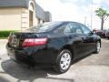 Black - Camry LE Photo No. 6