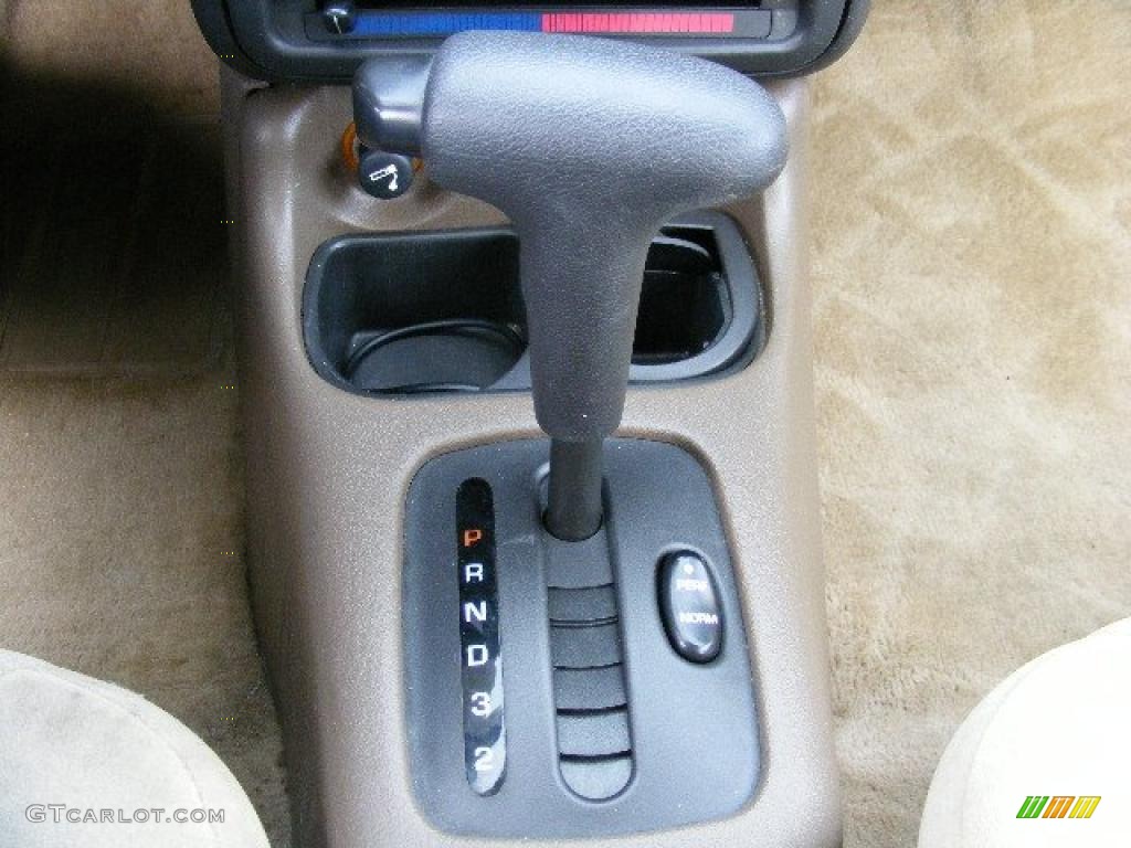 1996 S Series SL2 Sedan - Gold / Beige photo #22