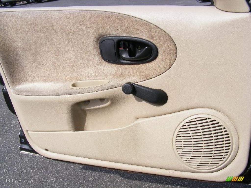 1996 S Series SL2 Sedan - Gold / Beige photo #23