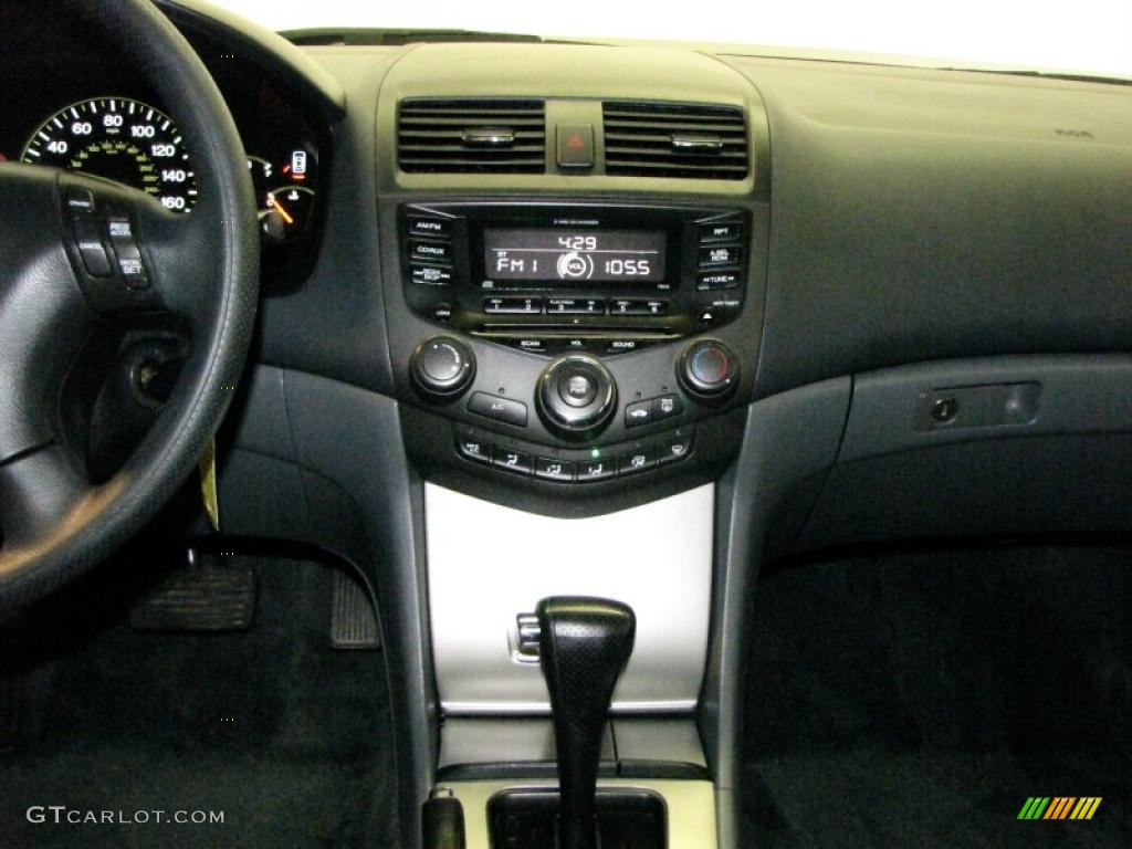 2003 Accord EX Sedan - Graphite Pearl / Gray photo #18