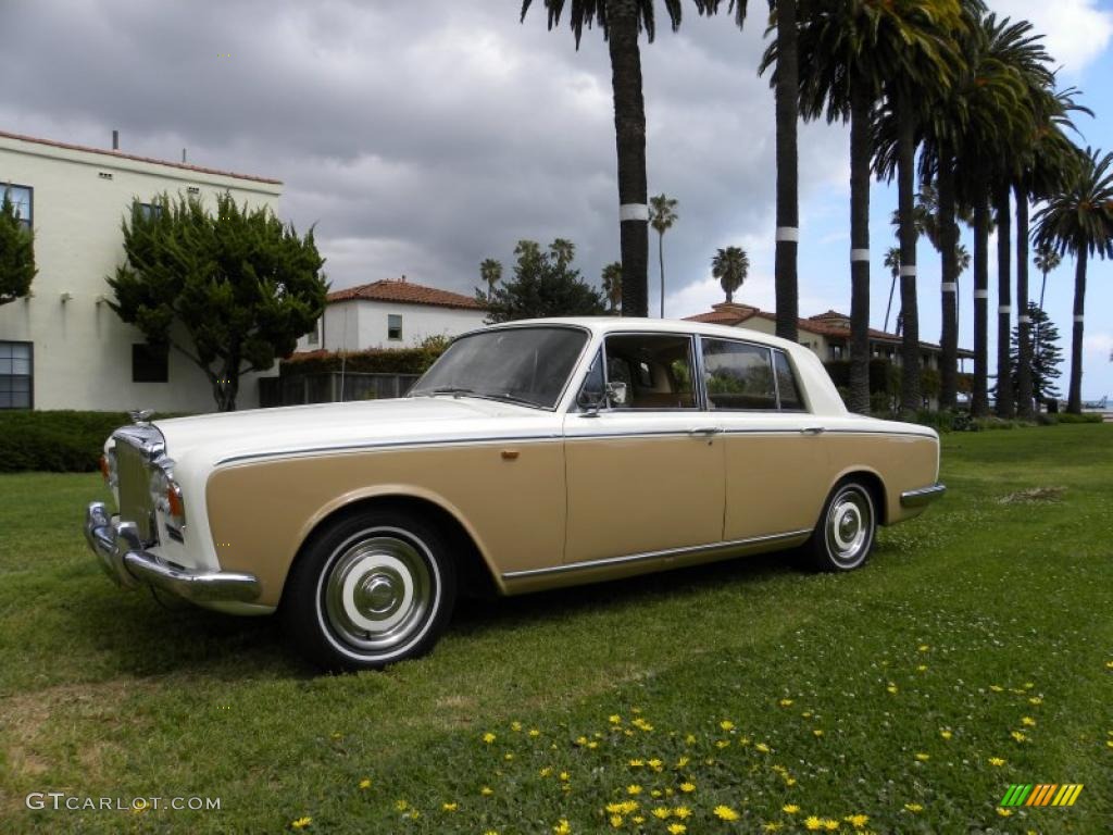 White/Beige Two Tone Bentley T Series