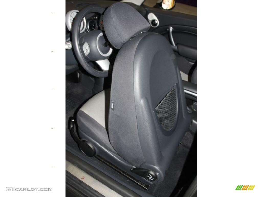 2006 Cooper S Hardtop - Astro Black Metallic / Space Gray/Panther Black photo #26