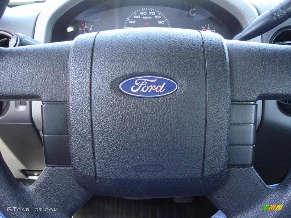 2004 F150 XL Regular Cab - Black / Dark Flint photo #25
