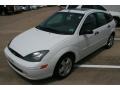 2004 Cloud 9 White Ford Focus ZX5 Hatchback  photo #3