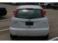 2004 Cloud 9 White Ford Focus ZX5 Hatchback  photo #15