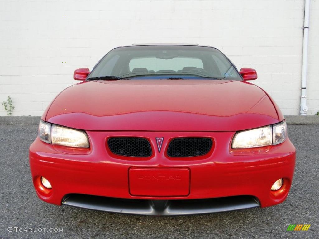 2001 Grand Prix GTP Coupe - Bright Red / Graphite photo #4