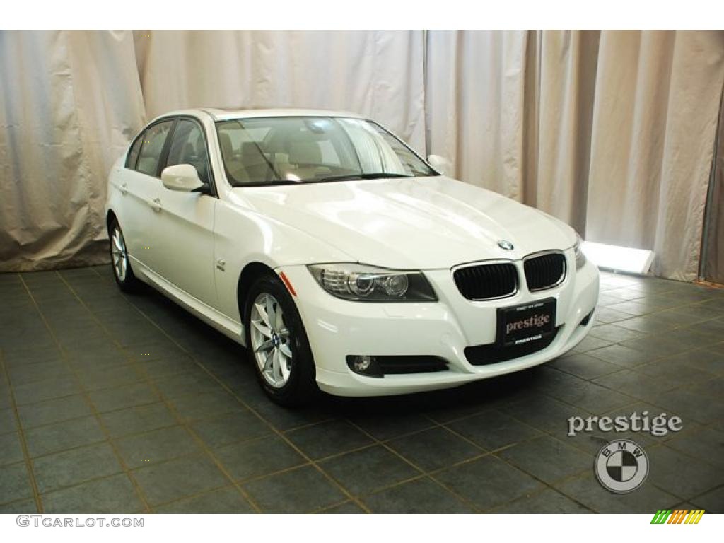 2010 3 Series 328i xDrive Sedan - Alpine White / Oyster/Black Dakota Leather photo #6