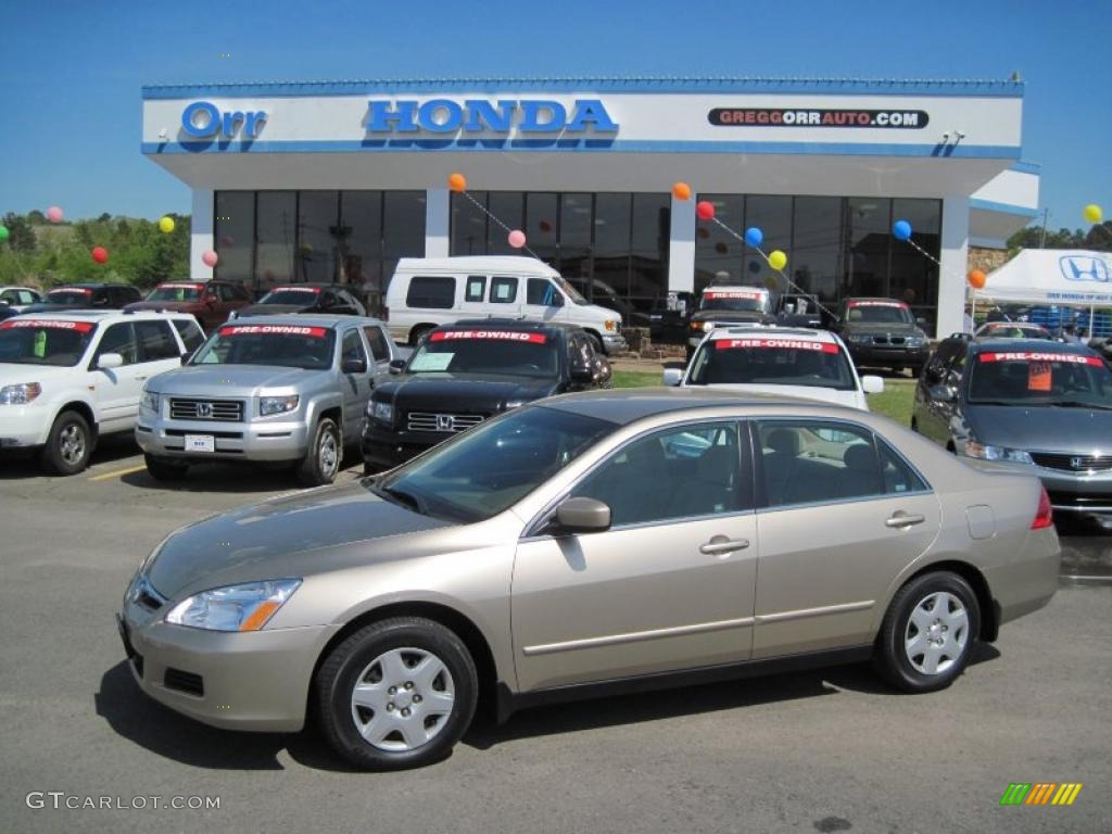 2006 Accord LX Sedan - Desert Mist Metallic / Ivory photo #1