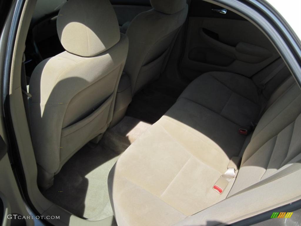 2006 Accord LX Sedan - Desert Mist Metallic / Ivory photo #14