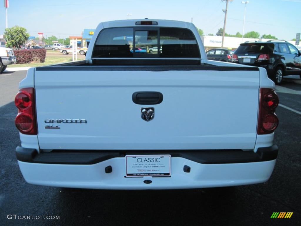 2007 Dakota SLT Club Cab - Bright White / Medium Slate Gray photo #6