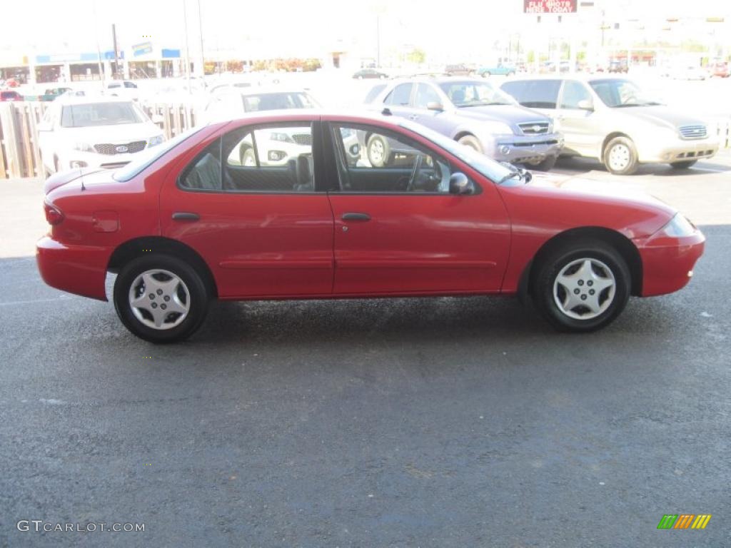 2004 Cavalier Sedan - Victory Red / Graphite photo #3