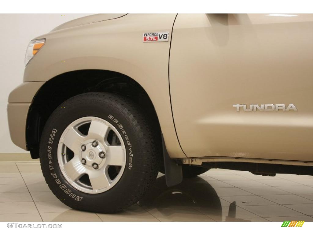 2007 Tundra Limited Double Cab 4x4 - Desert Sand Mica / Beige photo #25