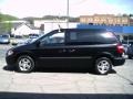 Brilliant Black - Caravan SXT Photo No. 5