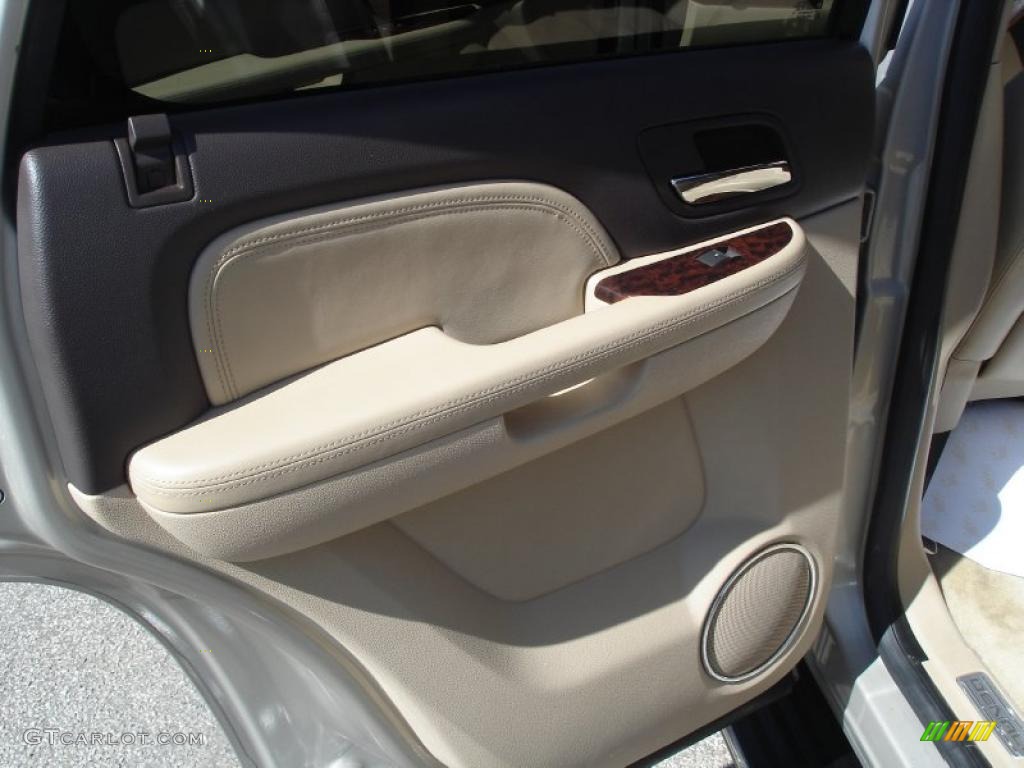 2007 Yukon Denali AWD - Gold Mist Metallic / Cocoa/Light Cashmere photo #18