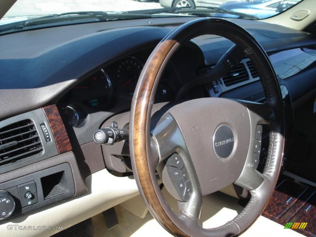 2007 Yukon Denali AWD - Gold Mist Metallic / Cocoa/Light Cashmere photo #20