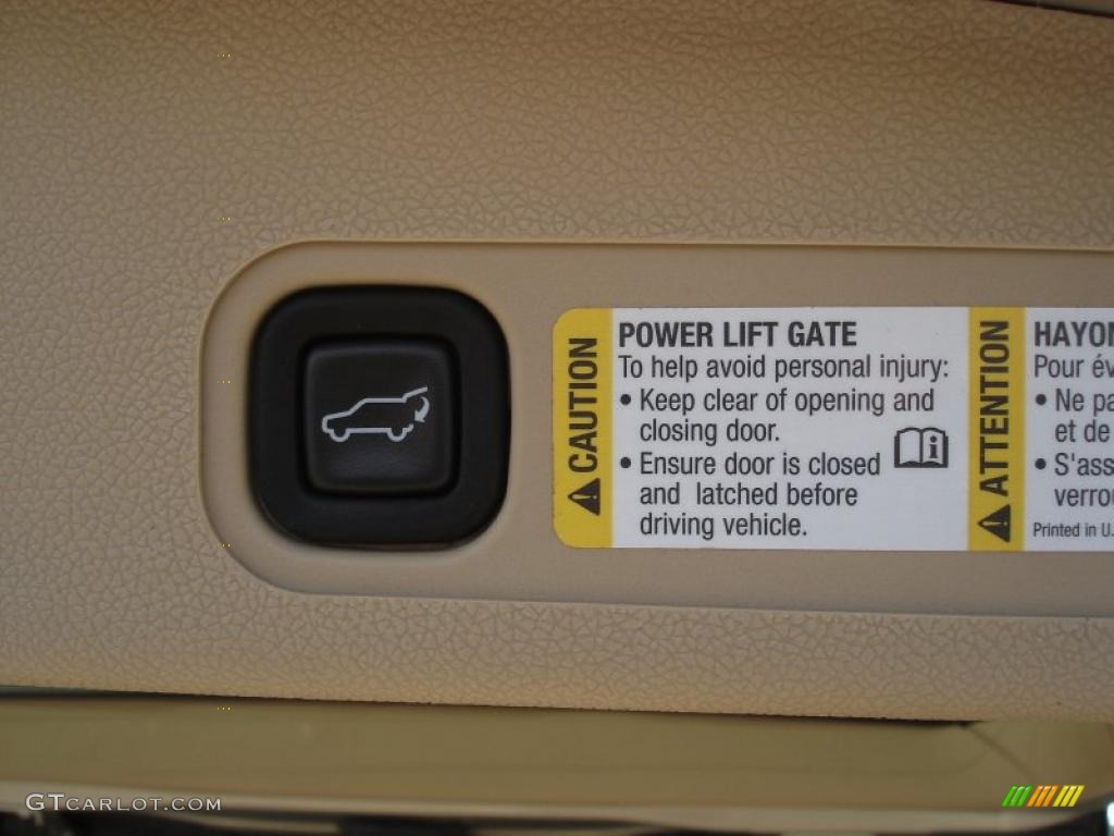 2007 Yukon Denali AWD - Gold Mist Metallic / Cocoa/Light Cashmere photo #44