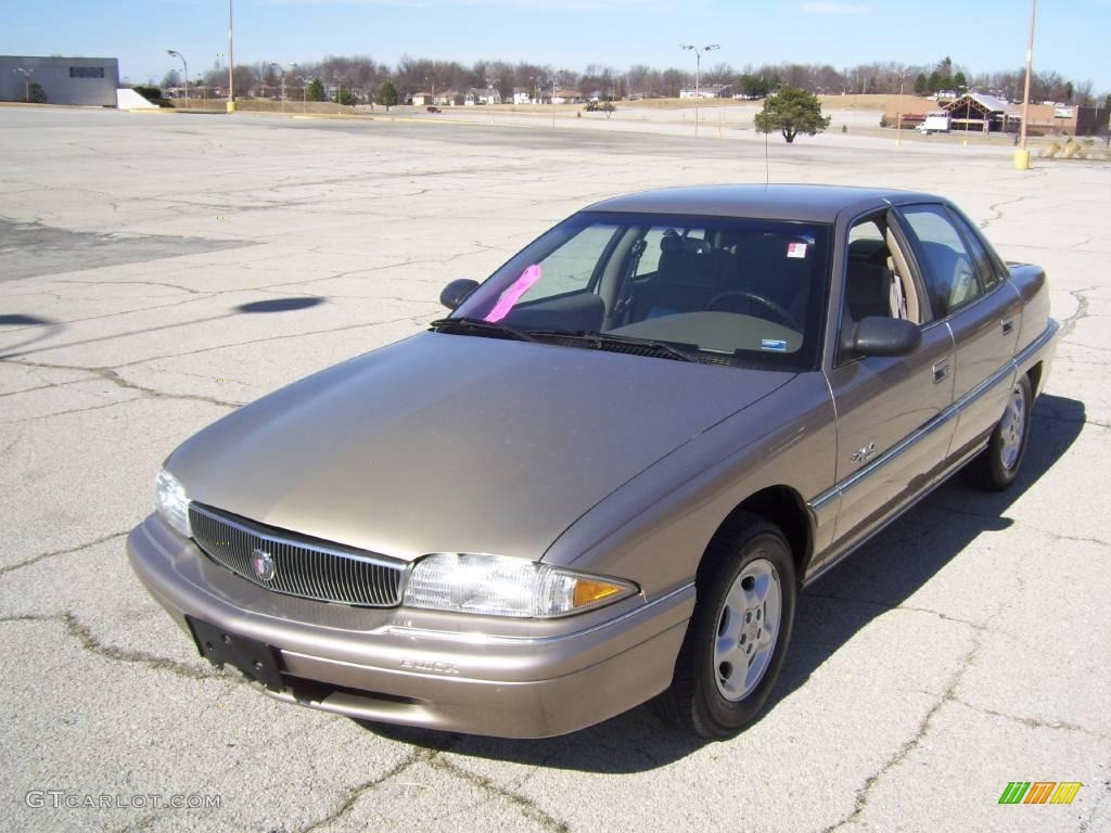 1997 Skylark Custom Sedan - Light Sandrift Metallic / Taupe photo #4