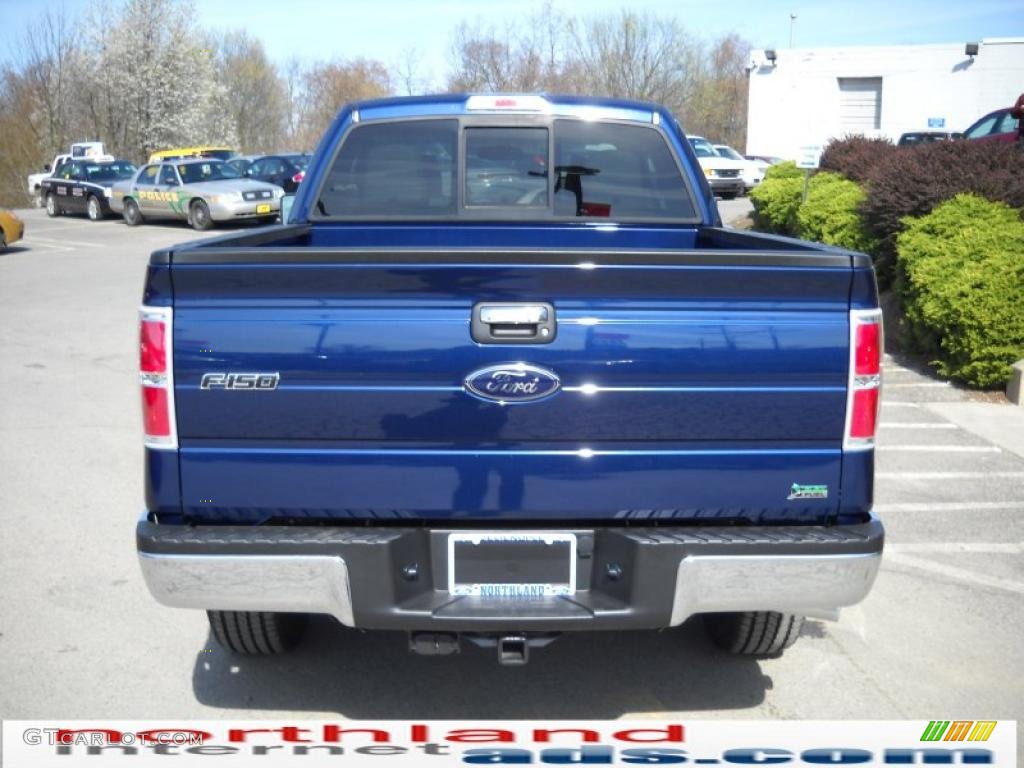 2010 F150 XLT SuperCab 4x4 - Dark Blue Pearl Metallic / Medium Stone photo #7