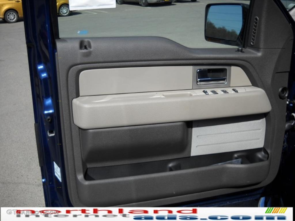 2010 F150 XLT SuperCab 4x4 - Dark Blue Pearl Metallic / Medium Stone photo #9