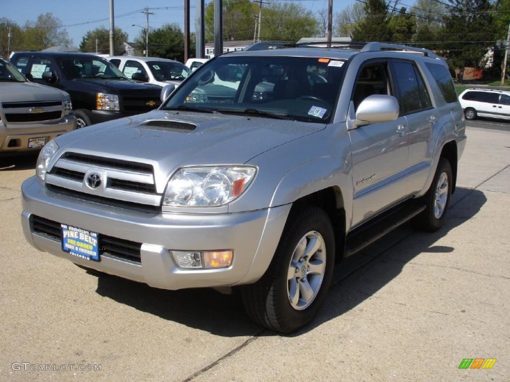 2005 4Runner SR5 4x4 - Titanium Metallic / Dark Charcoal photo #1