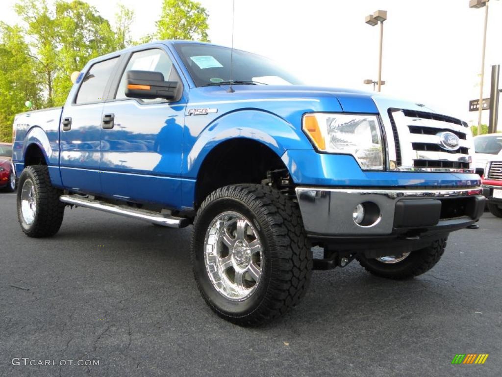 2010 F150 XLT SuperCrew 4x4 - Blue Flame Metallic / Medium Stone photo #1