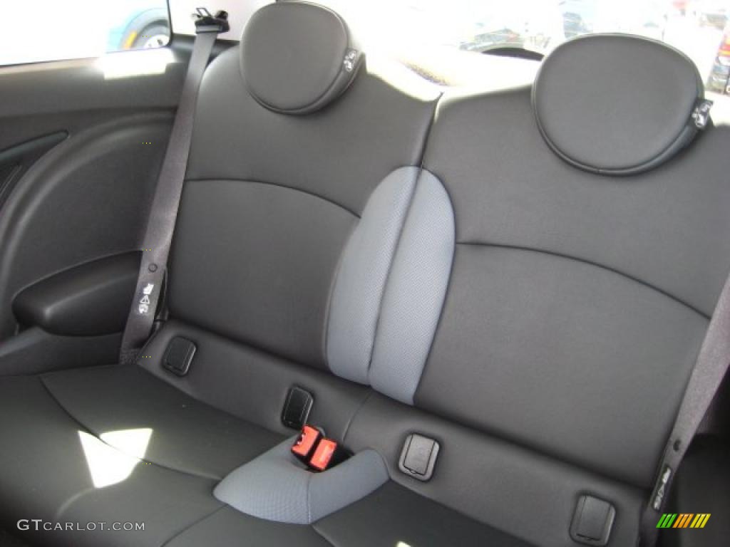 2010 Cooper Hardtop - Sparkling Silver Metallic / Grey/Carbon Black photo #11