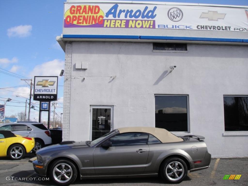 2005 Mustang GT Premium Convertible - Mineral Grey Metallic / Medium Parchment photo #4
