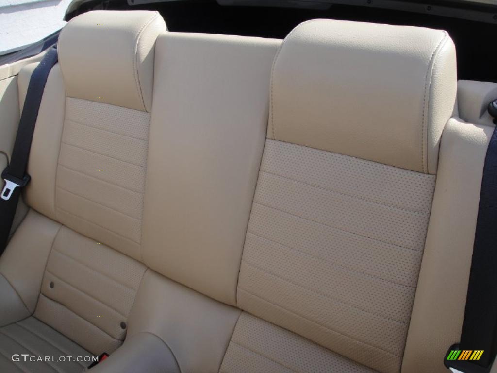 2005 Mustang GT Premium Convertible - Mineral Grey Metallic / Medium Parchment photo #16