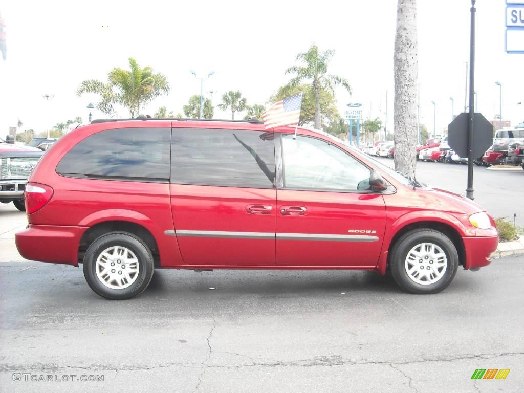 2001 Grand Caravan Sport - Inferno Red Pearlcoat / Taupe photo #2